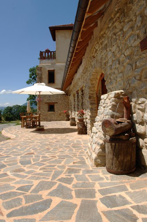 Le Clos De Lumiere La Roche-des-Arnauds Екстериор снимка